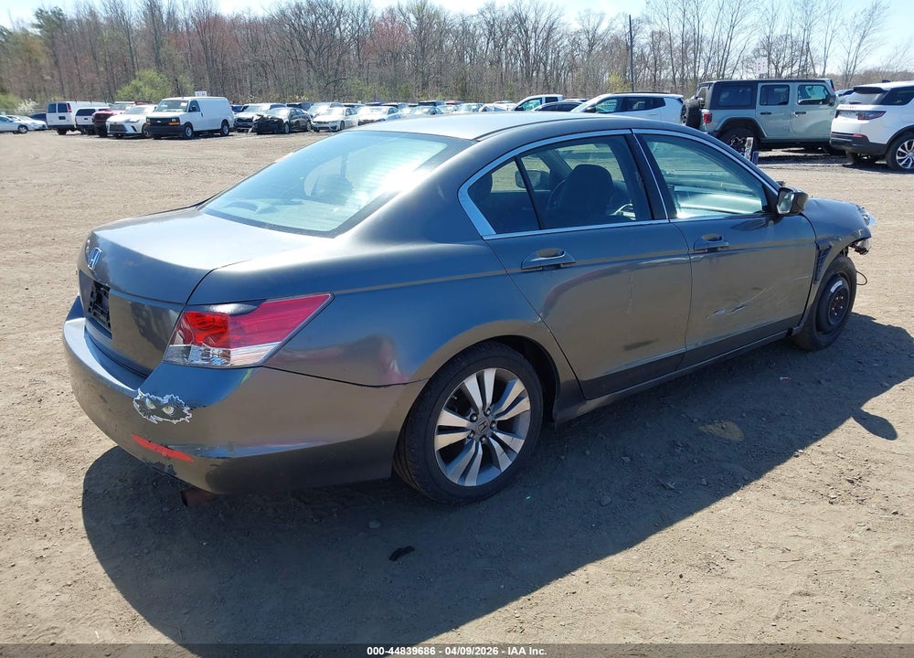 2009 HONDA ACCORD 2.4 LX VIN: 1HGCP26349A158789