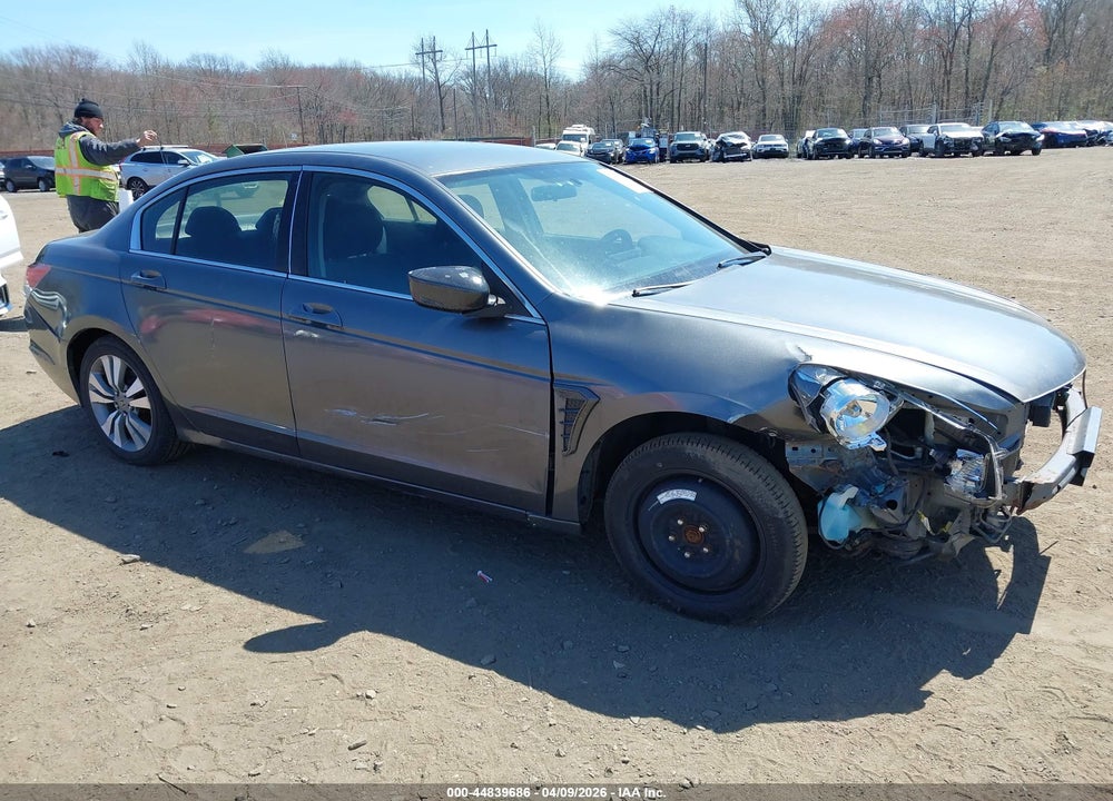 2009 HONDA ACCORD 2.4 LX VIN: 1HGCP26349A158789