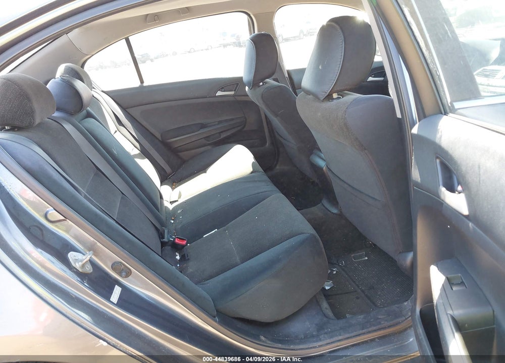 2009 HONDA ACCORD 2.4 LX VIN: 1HGCP26349A158789