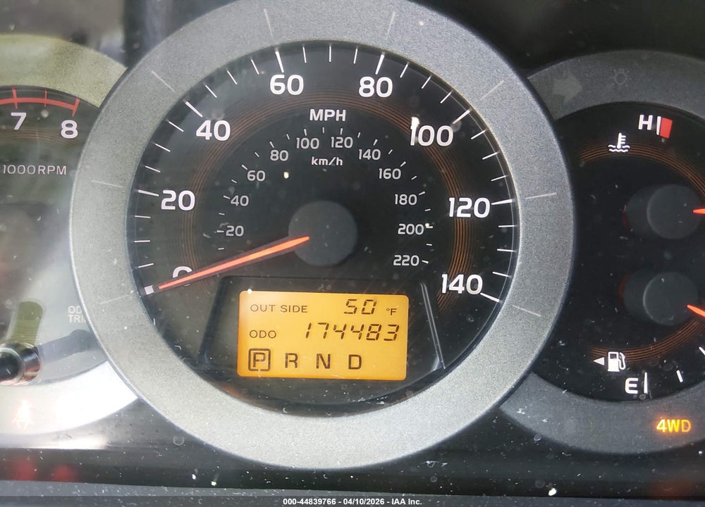 2006 TOYOTA RAV4 VIN: JTMBD33V066016405