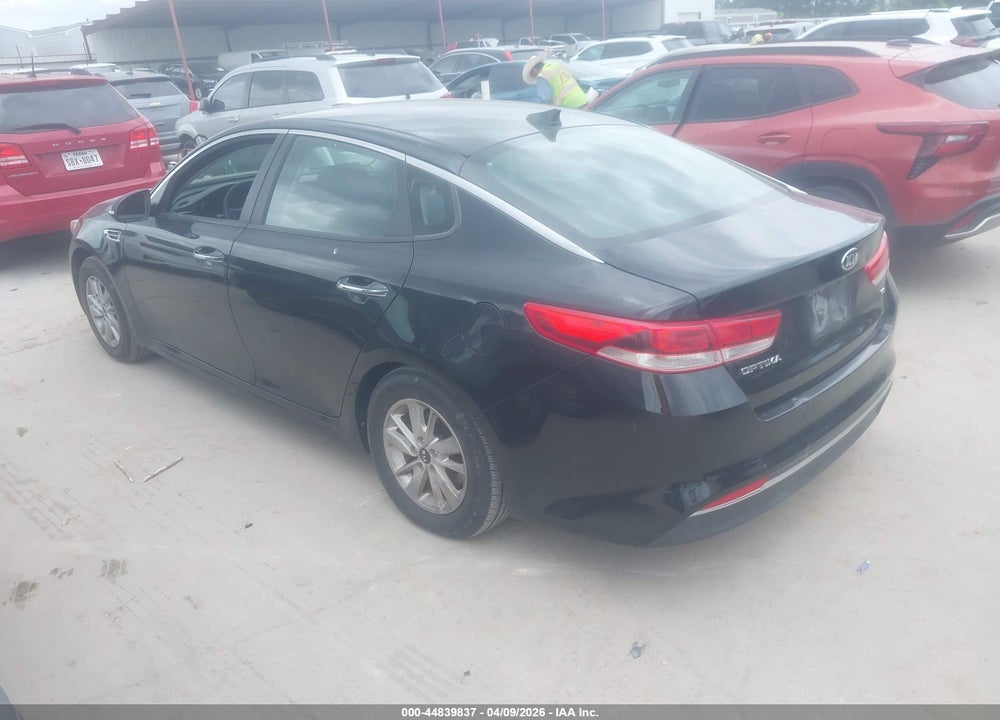 2018 KIA OPTIMA LX VIN: 5XXGT4L35JG249672