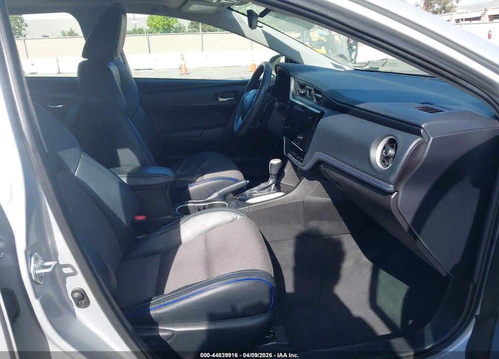 2017 TOYOTA COROLLA SE VIN: 5YFBURHE3HP596546