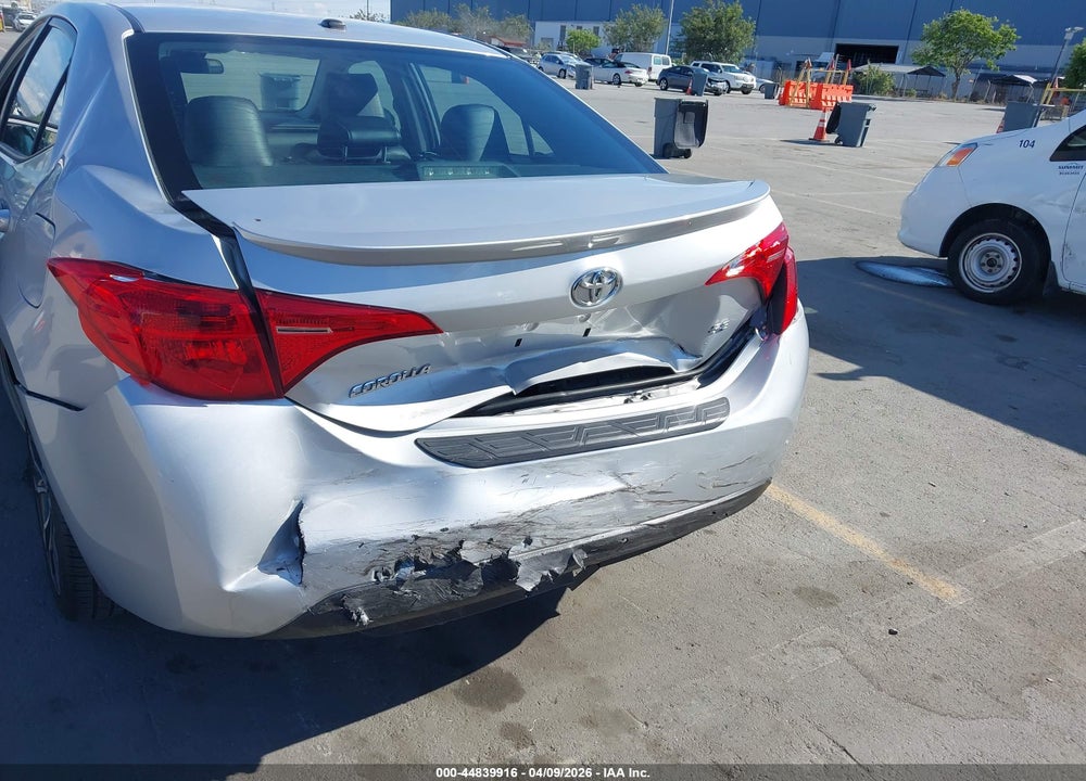2017 TOYOTA COROLLA SE VIN: 5YFBURHE3HP596546