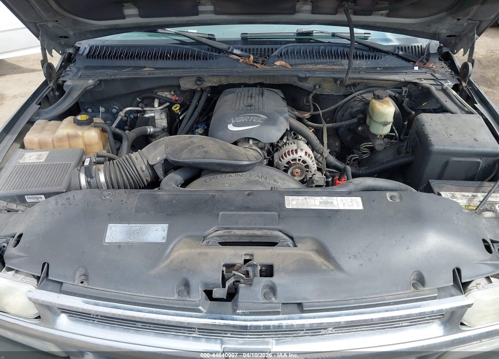 2001 CHEVROLET SUBURBAN 1500 LT VIN: 3GNEC16T31G151293