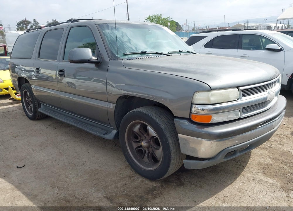2001 CHEVROLET SUBURBAN 1500 LT VIN: 3GNEC16T31G151293