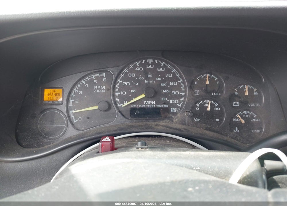 2001 CHEVROLET SUBURBAN 1500 LT VIN: 3GNEC16T31G151293