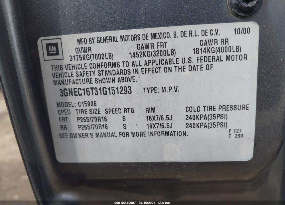 2001 CHEVROLET SUBURBAN 1500 LT VIN: 3GNEC16T31G151293