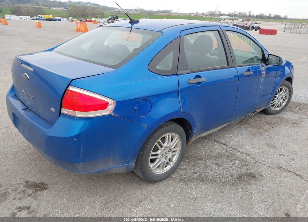 2010 FORD FOCUS SE VIN: 1FAHP3FN7AW229685