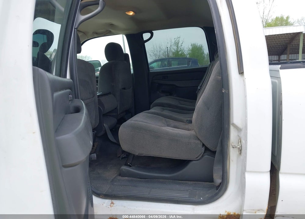 2005 CHEVROLET SILVERADO 2500HD VIN: 1GCHK23265F955718