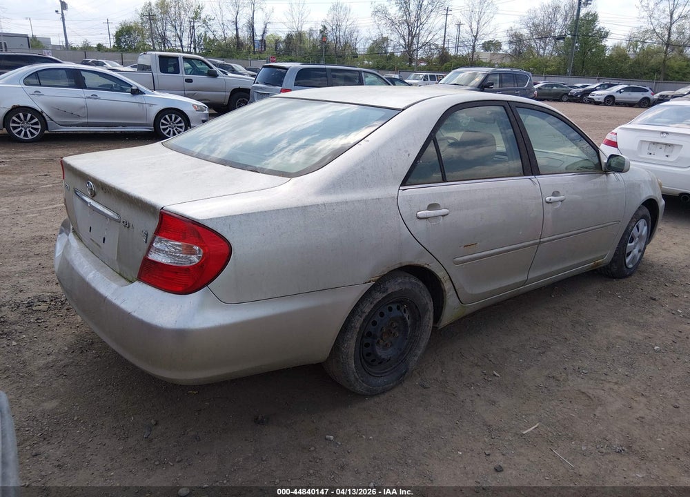 2002 TOYOTA CAMRY LE/XLE/SE VIN: JTDBE32K120029780