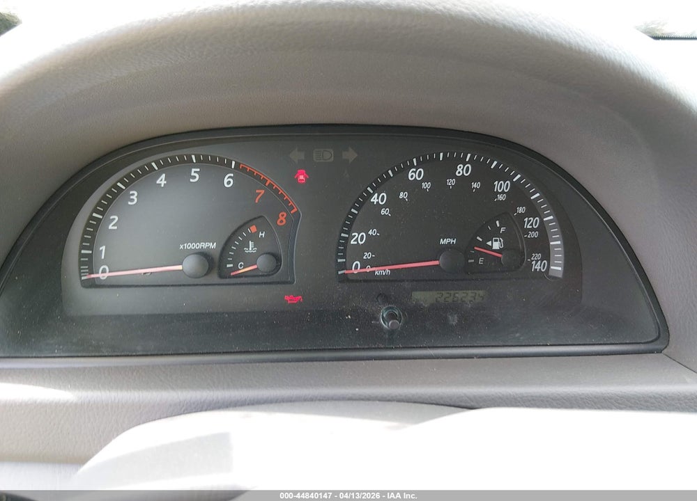 2002 TOYOTA CAMRY LE/XLE/SE VIN: JTDBE32K120029780