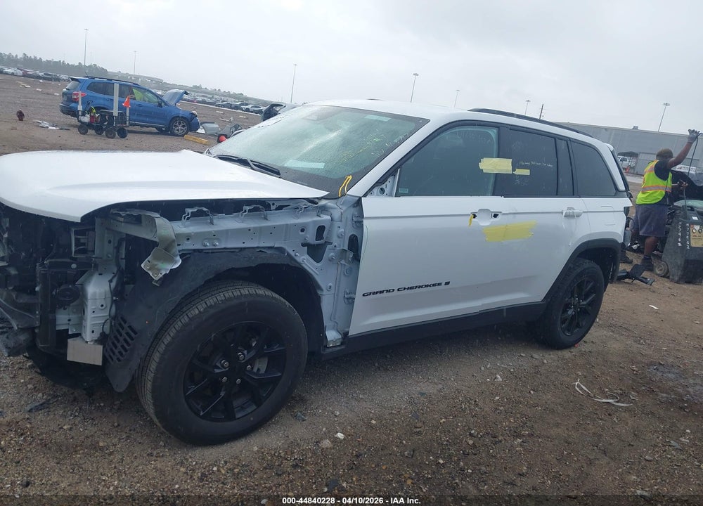 2025 JEEP GRAND CHEROKEE ALTITUDE 4X4 VIN: 1C4RJHAG2SC323112