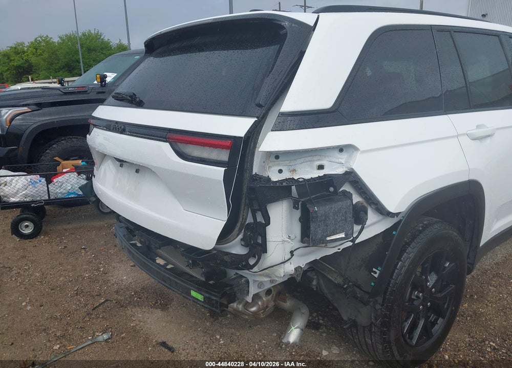 2025 JEEP GRAND CHEROKEE ALTITUDE 4X4 VIN: 1C4RJHAG2SC323112