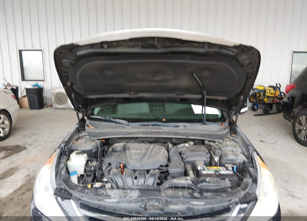 2014 HYUNDAI SONATA GLS VIN: 5NPEB4AC6EH861158