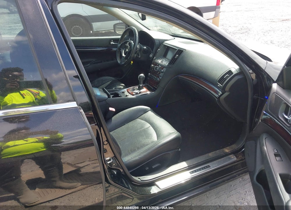 2011 INFINITI G37 JOURNEY VIN: JN1CV6AP6BM302937