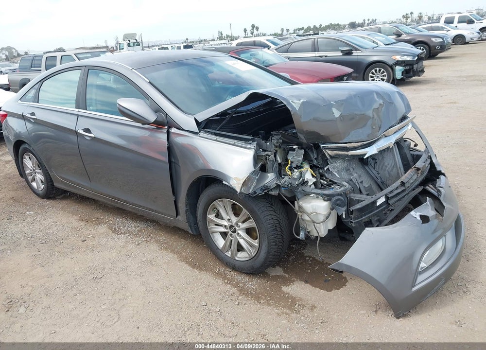 2013 HYUNDAI SONATA GLS VIN: 5NPEB4AC2DH697468