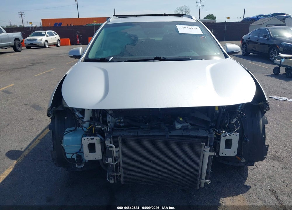 2017 KIA NIRO TOURING VIN: KNDCE3LC7H5057199