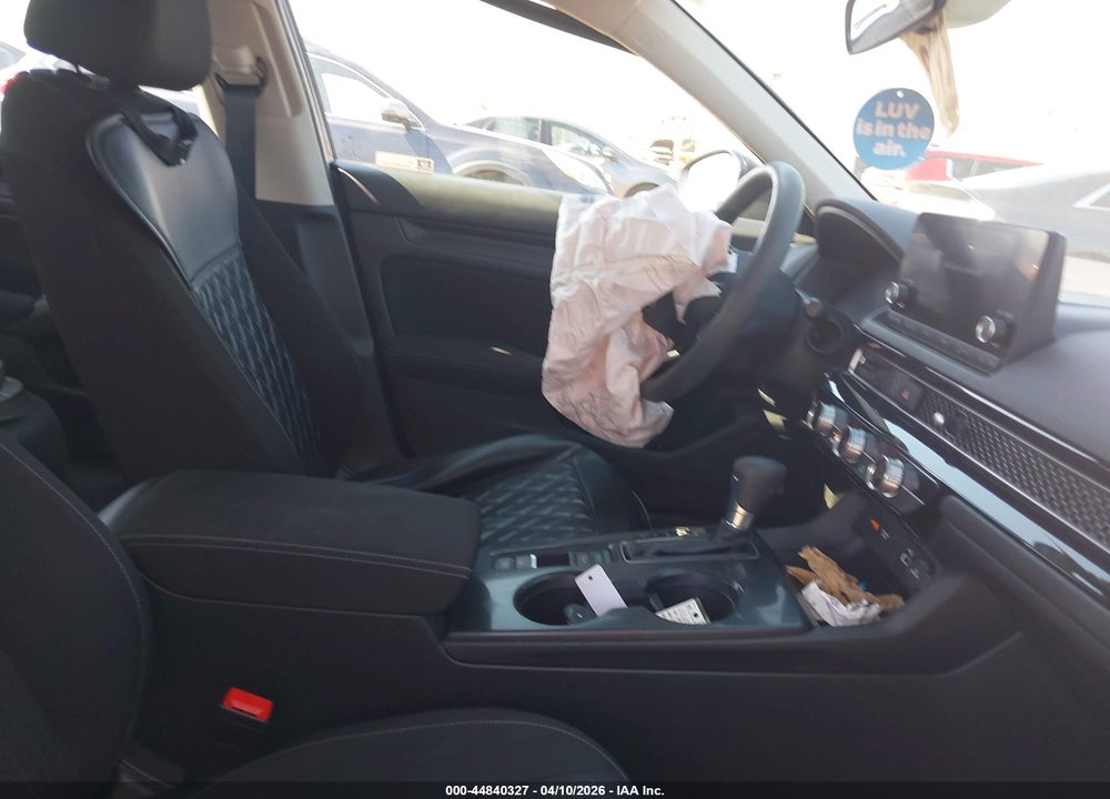 2022 HONDA CIVIC LX VIN: 2HGFE2F20NH507355