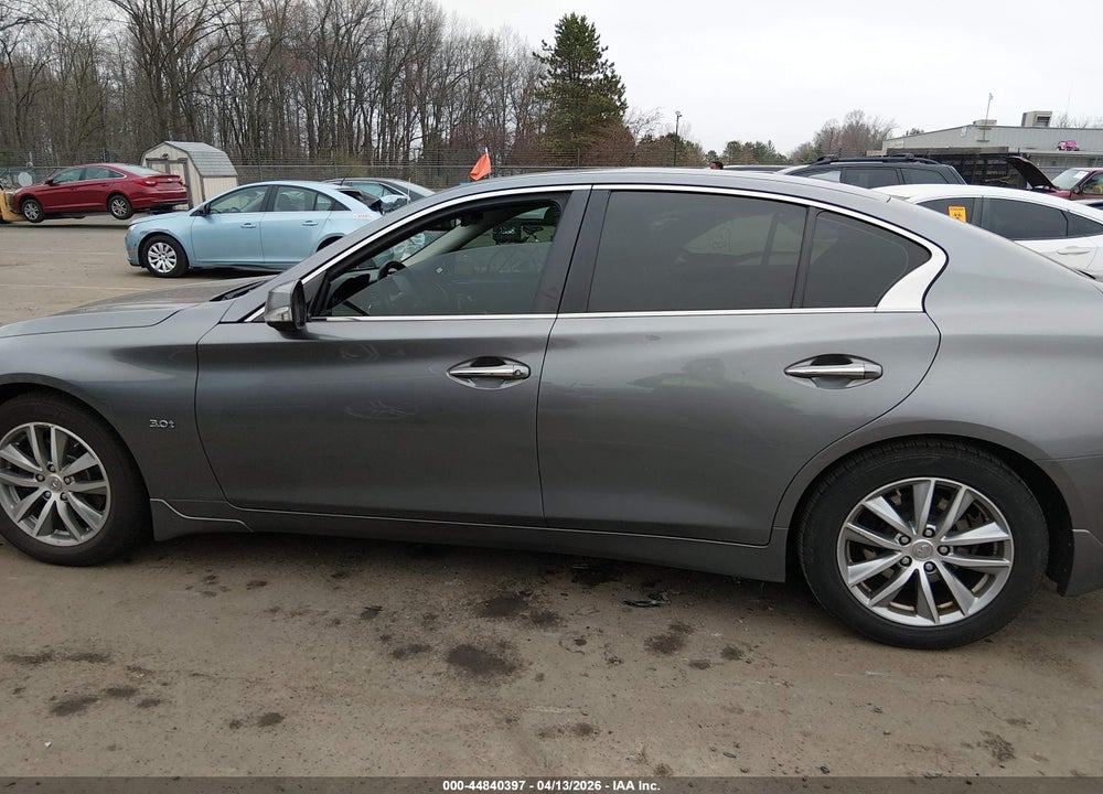 2016 INFINITI Q50 3.0T PREMIUM VIN: JN1EV7AR7GM344282