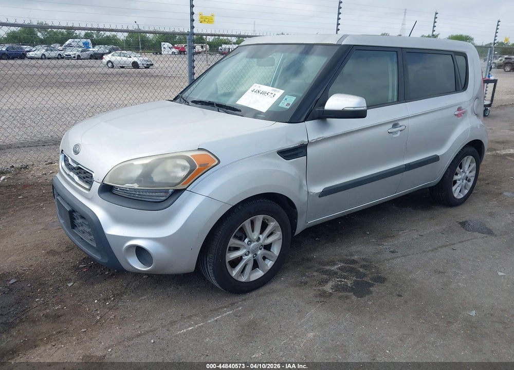 2012 KIA SOUL + VIN: KNDJT2A65C7409780