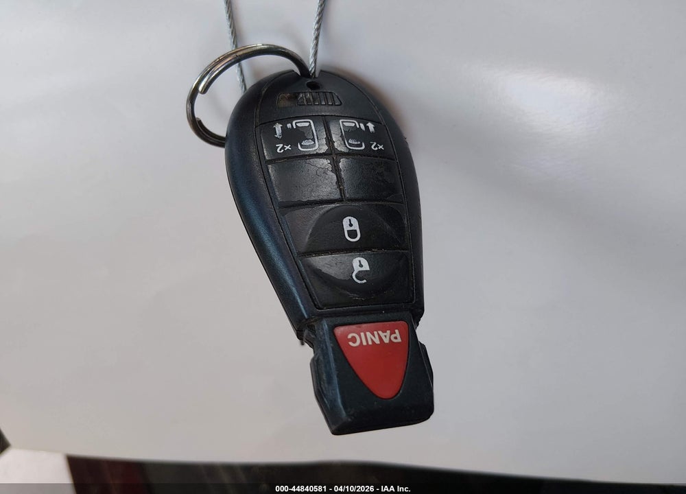 2010 DODGE GRAND CARAVAN SXT VIN: 2D4RN5D18AR244109