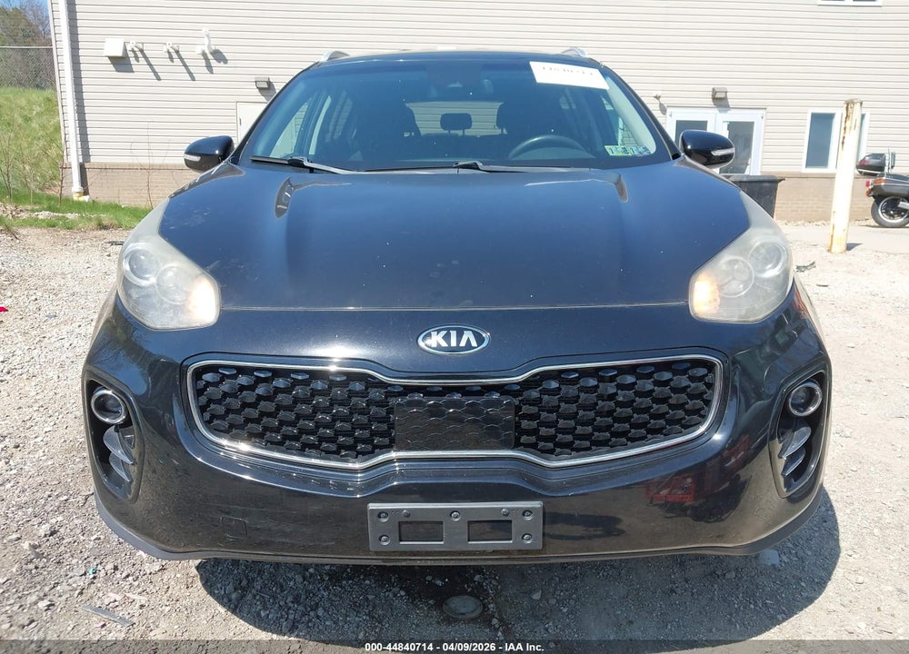 2018 KIA SPORTAGE LX VIN: KNDPMCAC3J7306325