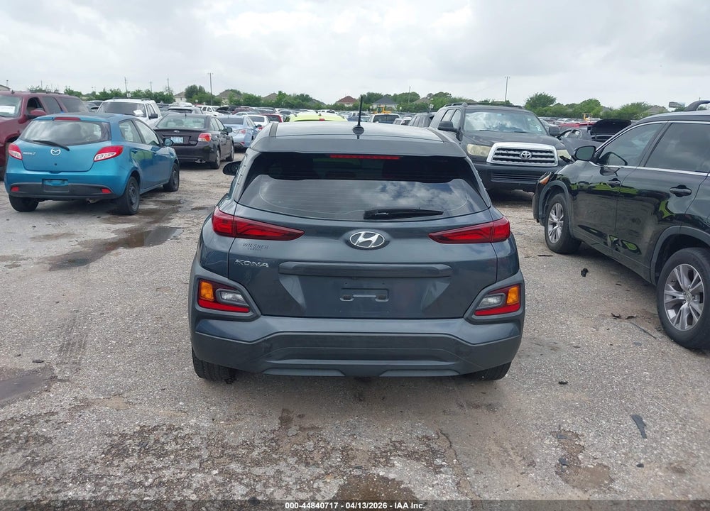 2018 HYUNDAI KONA SE VIN: KM8K12AA0JU104535
