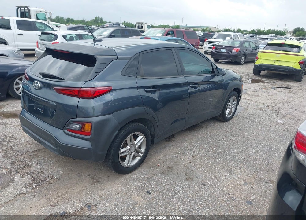 2018 HYUNDAI KONA SE VIN: KM8K12AA0JU104535