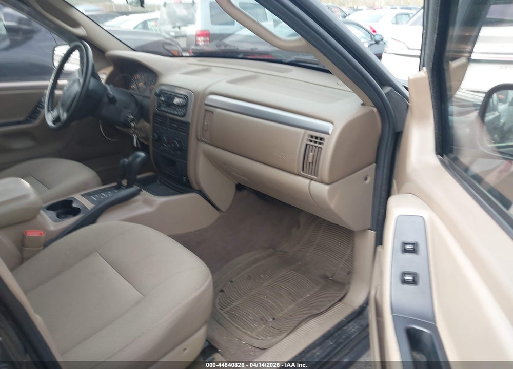 2004 JEEP GRAND CHEROKEE LAREDO VIN: 1J4GW48S14C368633