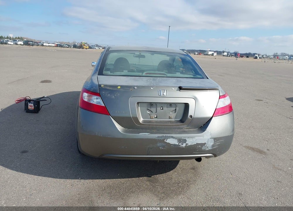 2008 HONDA CIVIC LX VIN: 2HGFG12698H552411