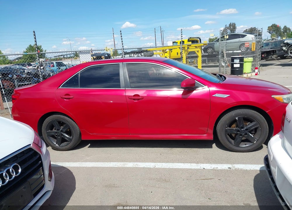 2014 TOYOTA CAMRY SE VIN: 4T1BF1FK2EU815768
