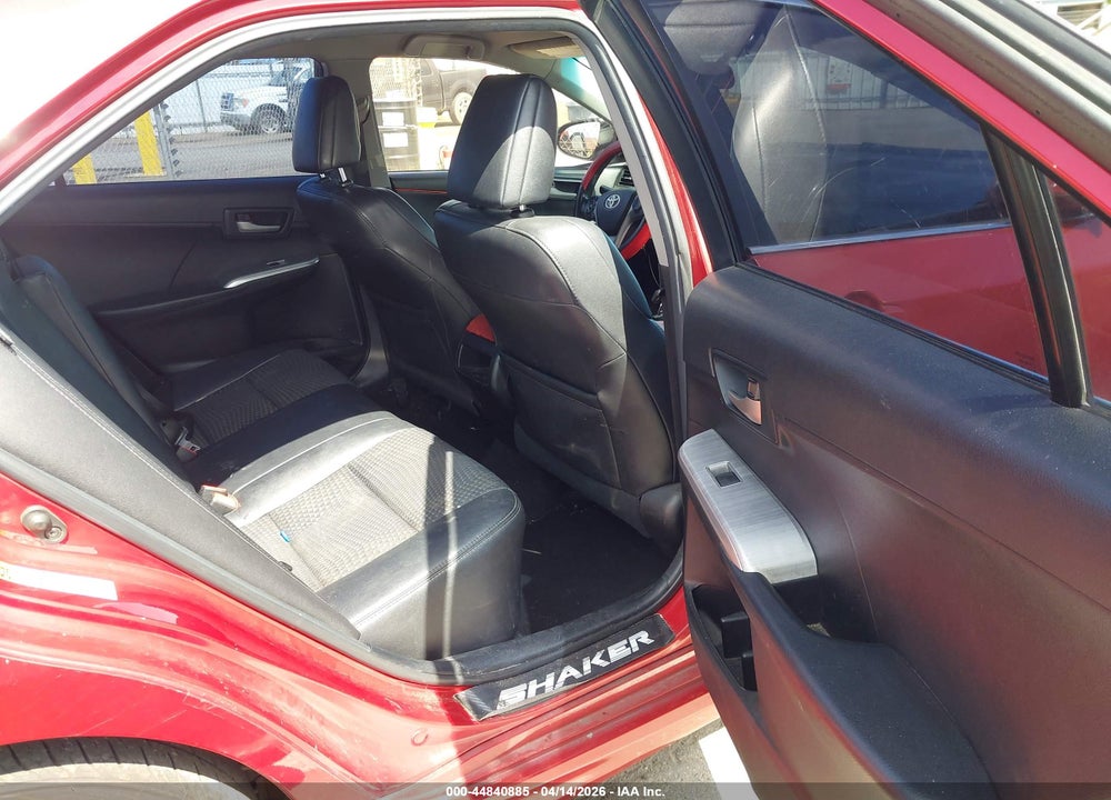 2014 TOYOTA CAMRY SE VIN: 4T1BF1FK2EU815768