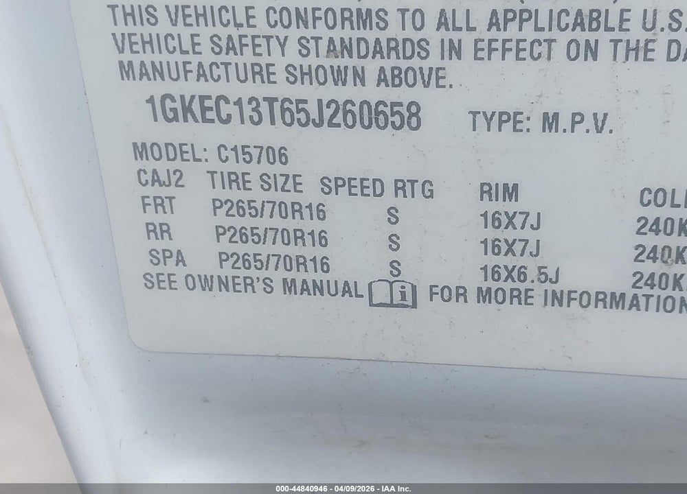 2005 GMC YUKON SLE VIN: 1GKEC13T65J260658