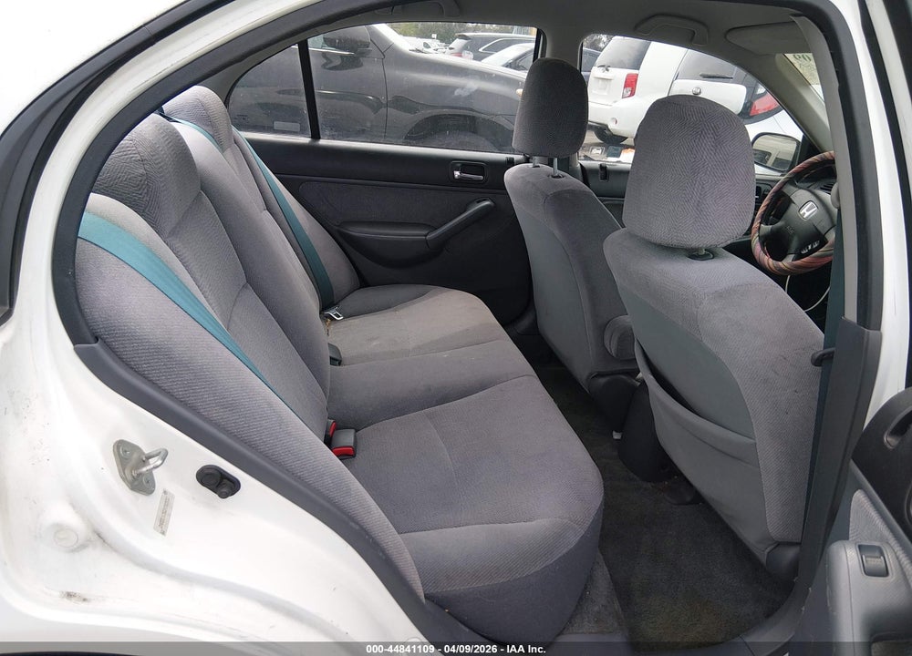 2002 HONDA CIVIC LX VIN: 2HGES16582H580932