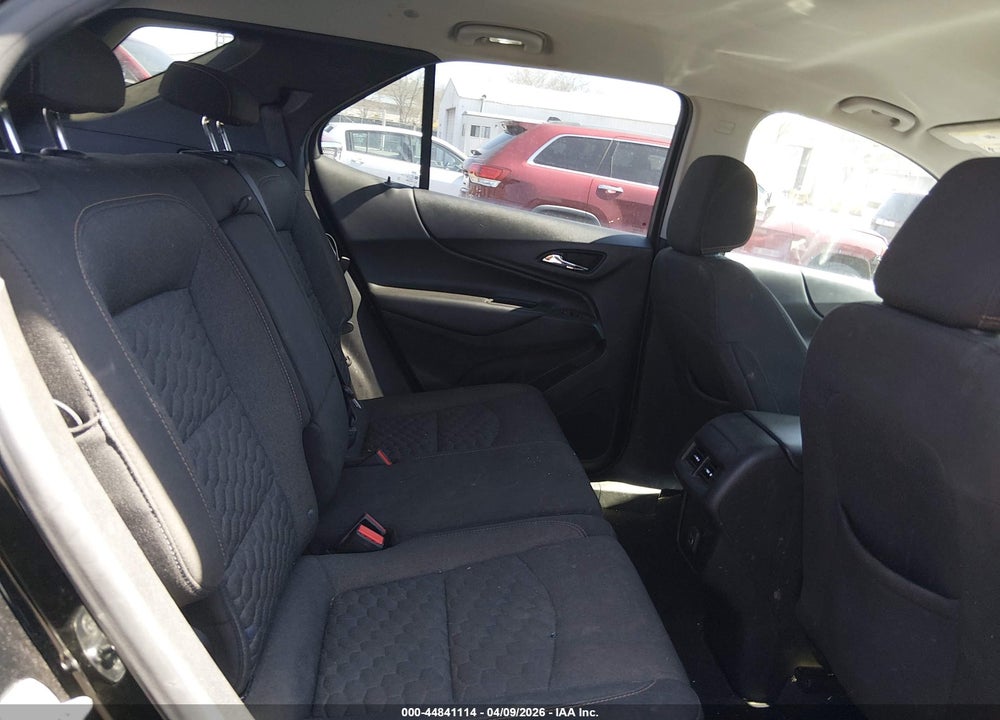 2019 CHEVROLET EQUINOX LT VIN: 2GNAXUEV0K6294318