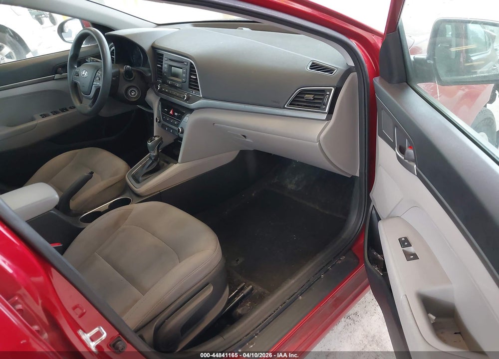 2017 HYUNDAI ELANTRA SE VIN: 5NPD74LF5HH165383