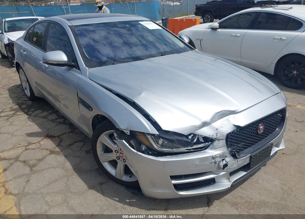 2017 JAGUAR XE 20D PRESTIGE VIN: SAJAE4BN8HA952807