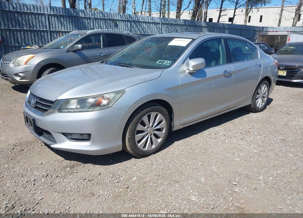 2014 HONDA ACCORD EX-L V-6 VIN: 1HGCR3F84EA028467