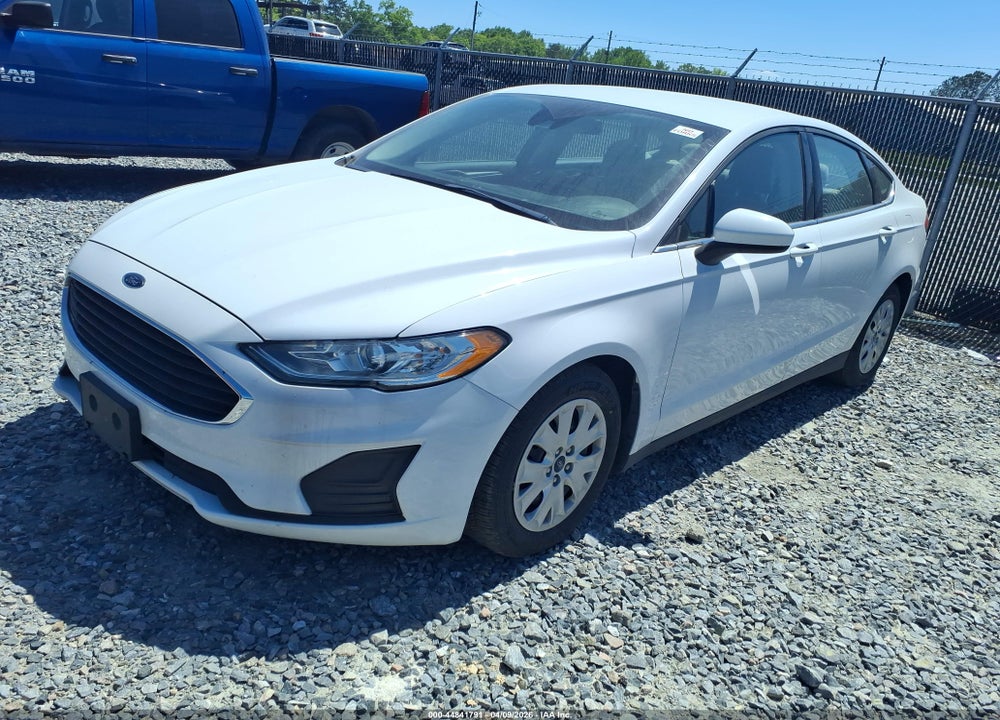 2020 FORD FUSION S VIN: 3FA6P0G79LR201527