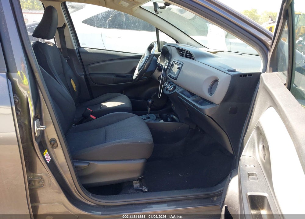 2015 TOYOTA YARIS L VIN: VNKKTUD3XFA028104