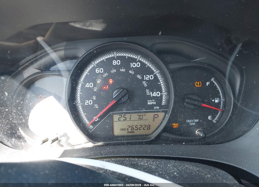 2015 TOYOTA YARIS L VIN: VNKKTUD3XFA028104