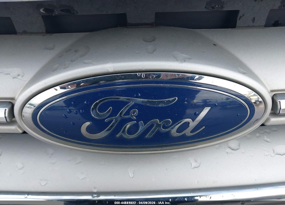 2018 FORD ESCAPE SE VIN: 1FMCU9GD4JUD08518