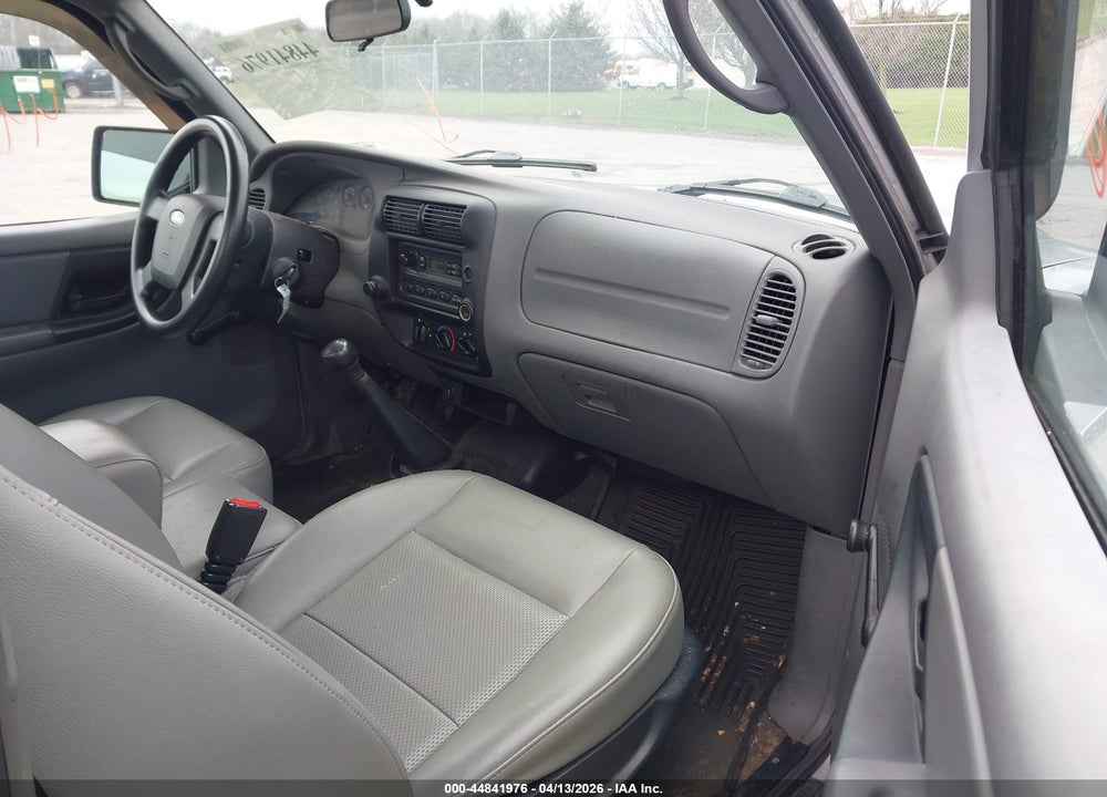 2011 FORD RANGER XL VIN: 1FTKR1AD5BPA63448