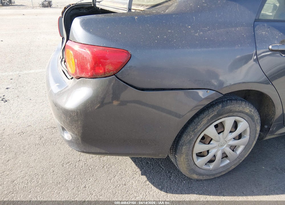 2009 TOYOTA COROLLA LE VIN: JTDBL40E99J028566