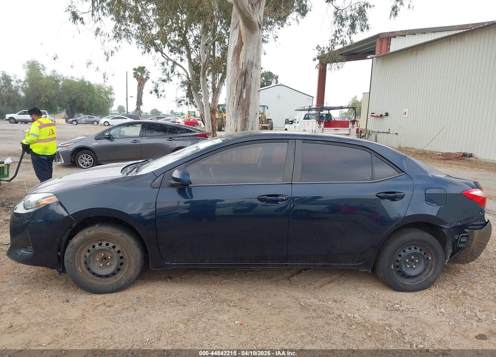 2019 TOYOTA COROLLA LE VIN: 2T1BURHE7KC155221