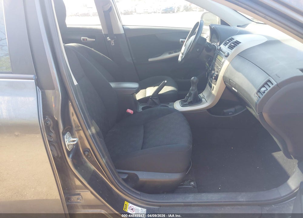 2010 TOYOTA COROLLA S VIN: 2T1BU4EE8AC319386