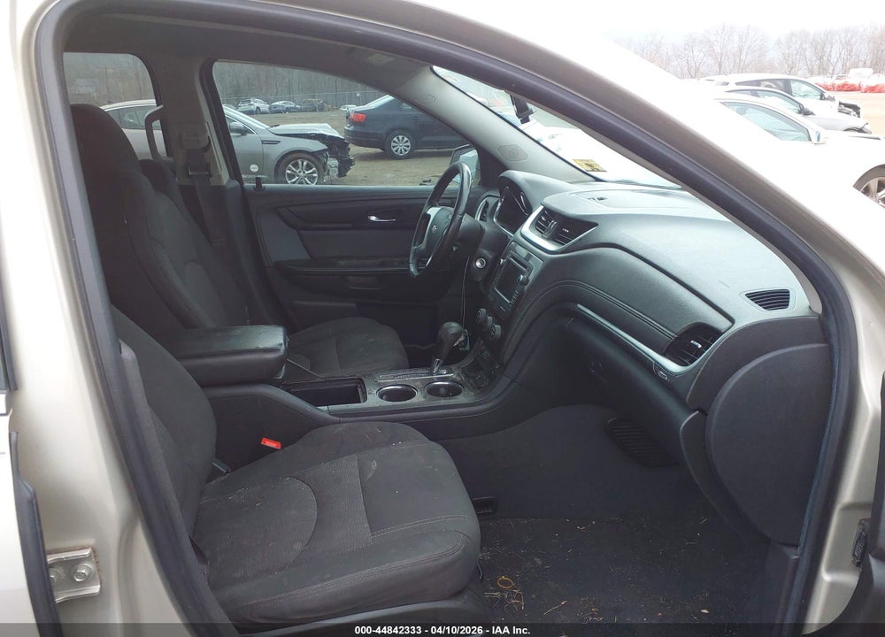 2015 CHEVROLET TRAVERSE 1LT VIN: 1GNKRGKD0FJ367322