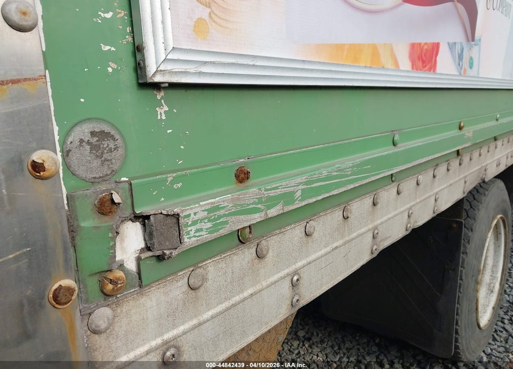 2002 INTERNATIONAL 4000 4300 VIN: 1HTMNAAN22H523322