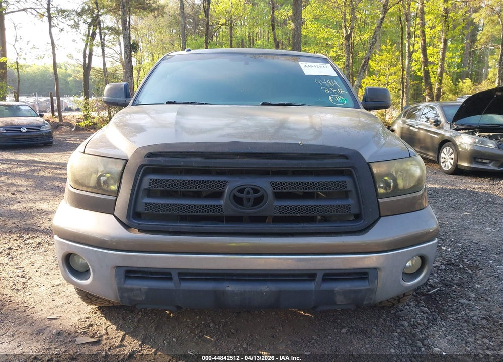 2011 TOYOTA TUNDRA GRADE 5.7L V8 VIN: 5TFDY5F16BX196818