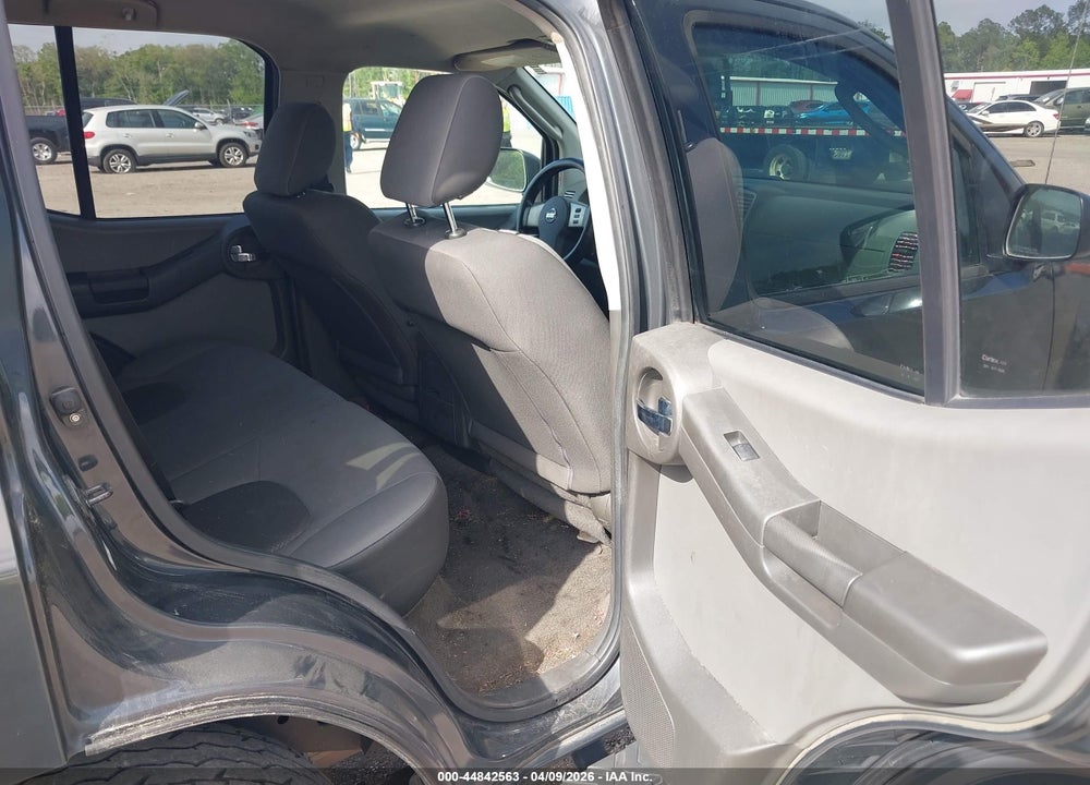 2010 NISSAN XTERRA S VIN: 5N1AN0NU0AC502102